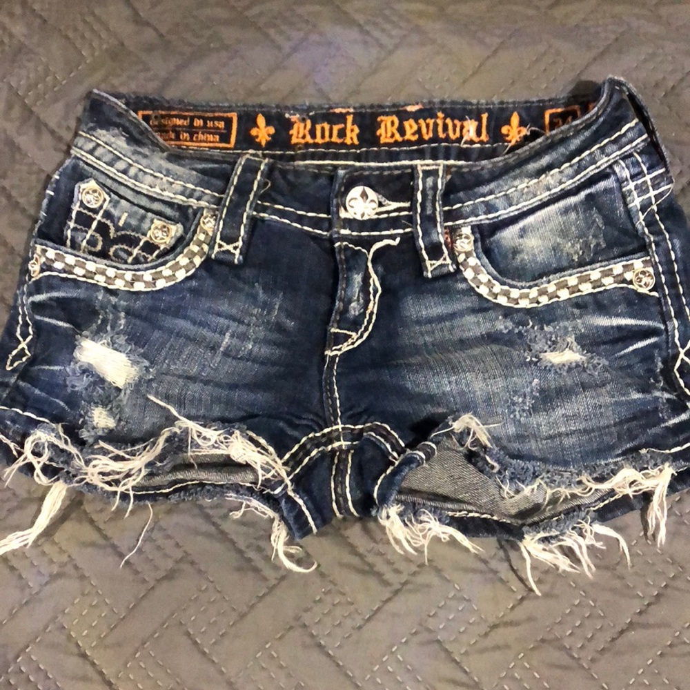 Rock revival jean shorts